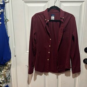 Men’s basic edition button down shirt size med w/ 1 pocket in the front nwot